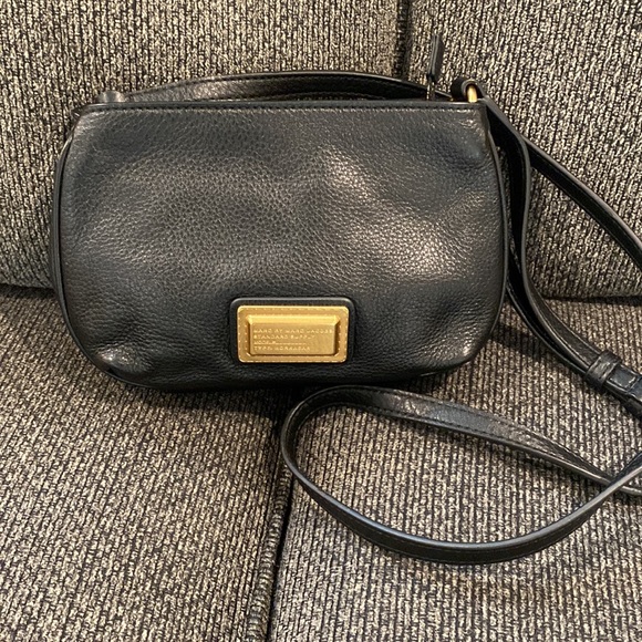 NWOT Marc By Marc Jacobs Crossbody - Picture 3 of 5